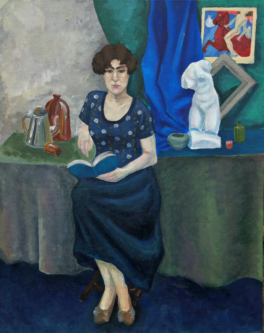 Девушка с книгой