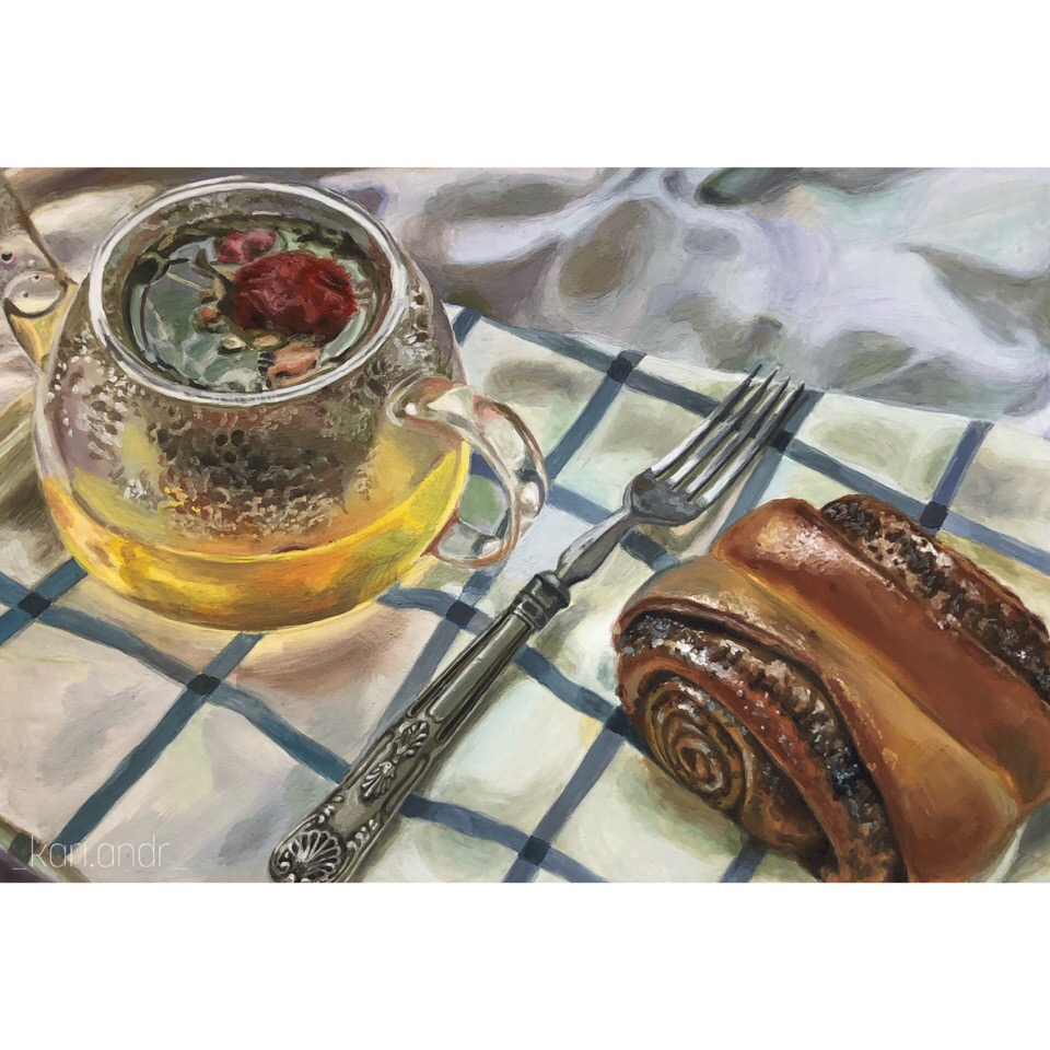 Постановка с булочкой с корицей