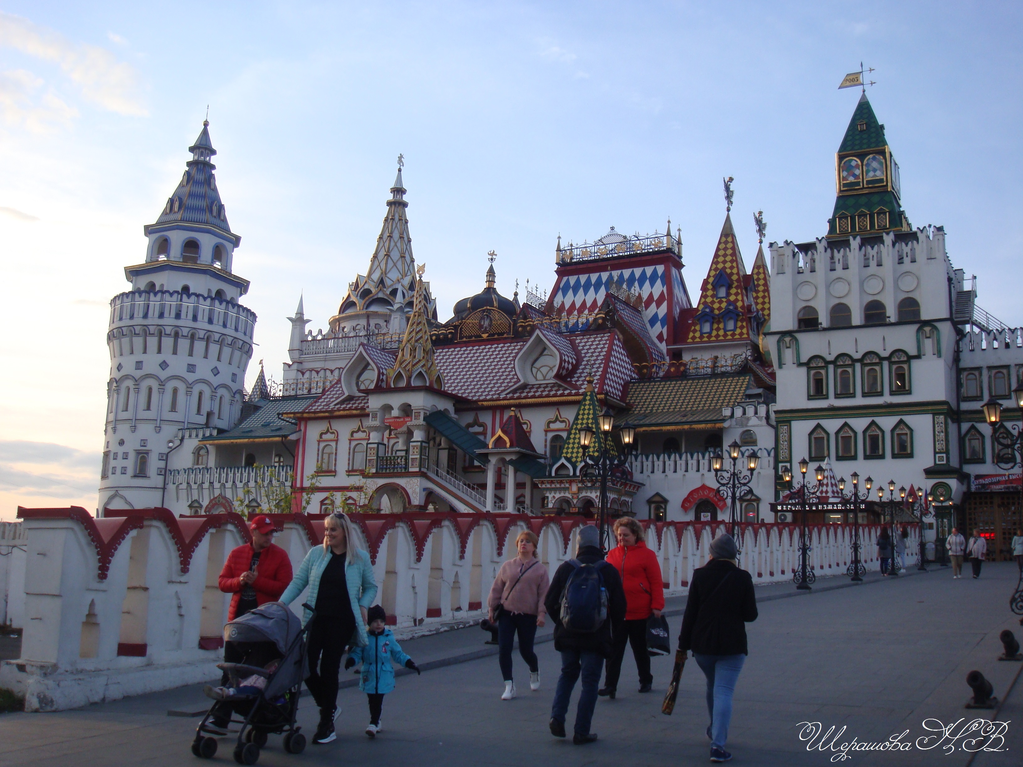 Измайловский кремль какое метро